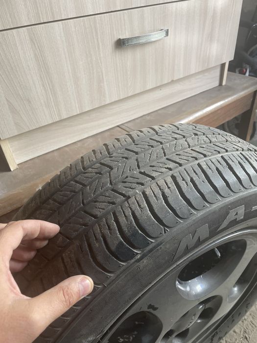 Продам диски с шинами