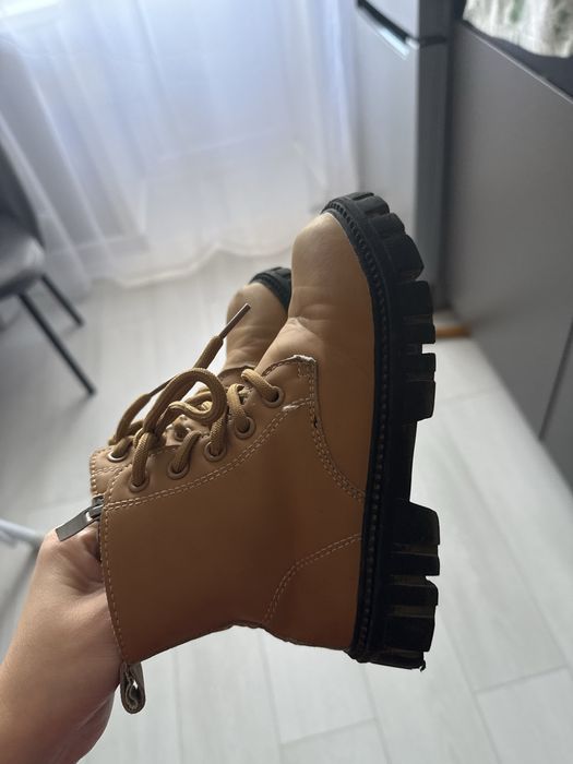 Осенние детские сапоги