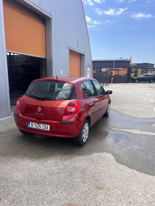 RENAULT Clio 2008 — imagine 4