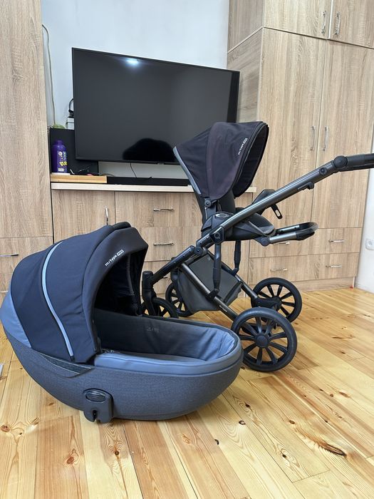 Продается коляска anex m-type pro
