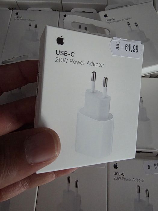 APPLE 20W Оригинален адаптер  за бързо зареждане на iPhone