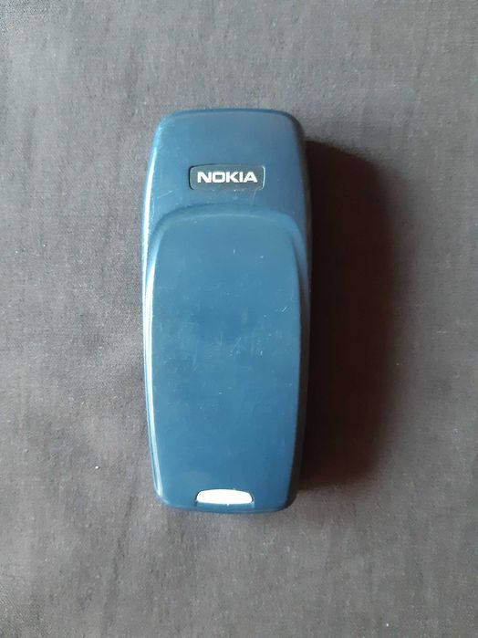 NOKIA 3310 мобилен телефон работещ, без батерия и зарядно у-во