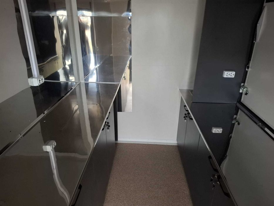 Rulota food noua, nefolosita, mobilata si inmatriculata!