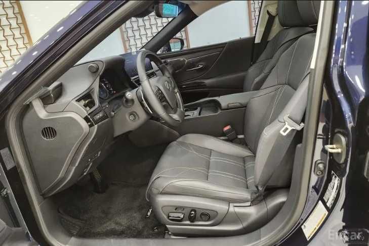 LEXUS ES 300h бензин+гибрид