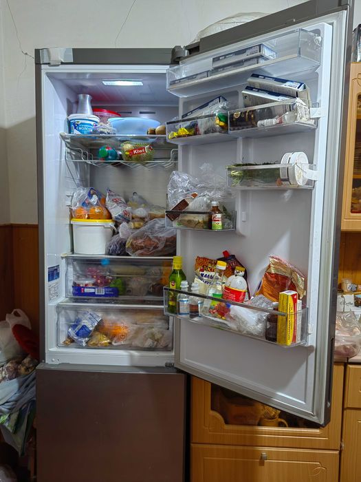 Холодильник SAMSUNG no frost