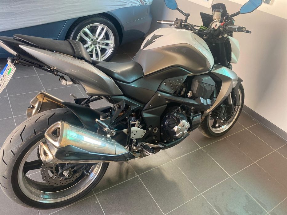 Vand motocicleta Kawasaki Z 1000