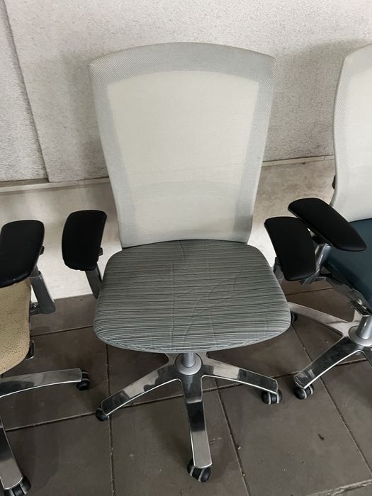 Ергономичен офис стол Knoll Life