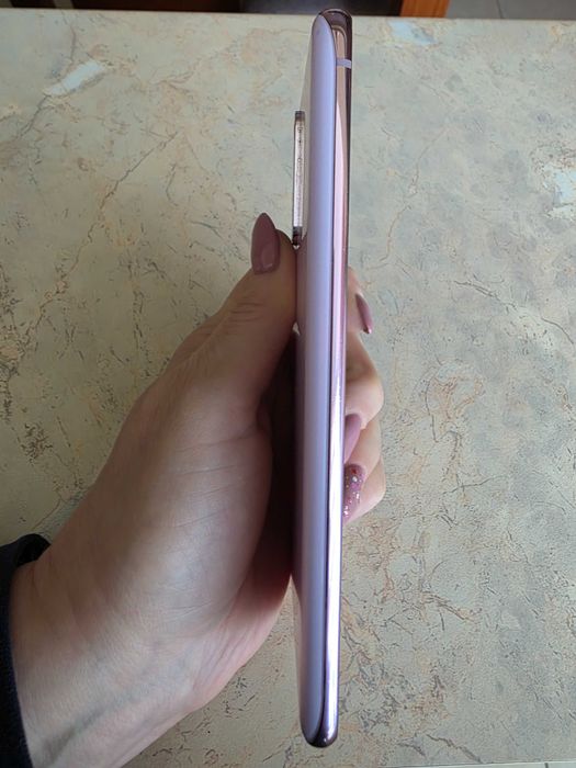Телефон SAMSUNG S20FE -розов