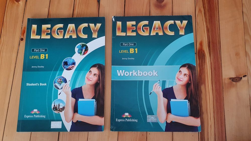 Написани учебници по английски и немски език