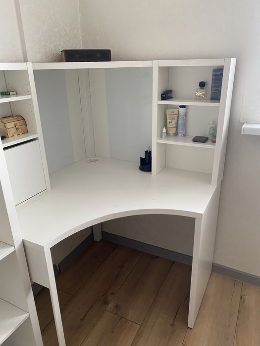 Продам стол икеа