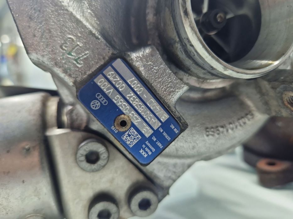 Turbina  Volkswagen Golf 6 (5K1) [Fabr 2009-2013] 03L253056G 2.0 TDI C