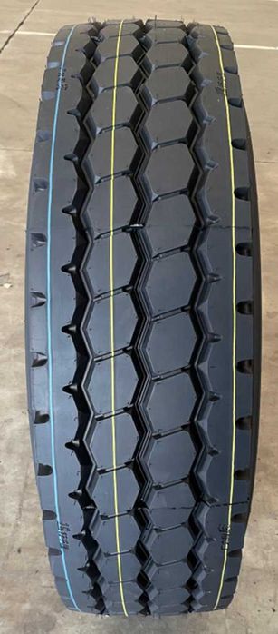 12:00R20 ROADSTAR yuk mashinalari uchun sifatli balon sotiladi.