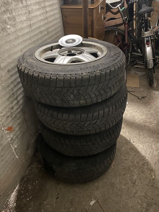 Audi джанти 15 цола зимни гуми