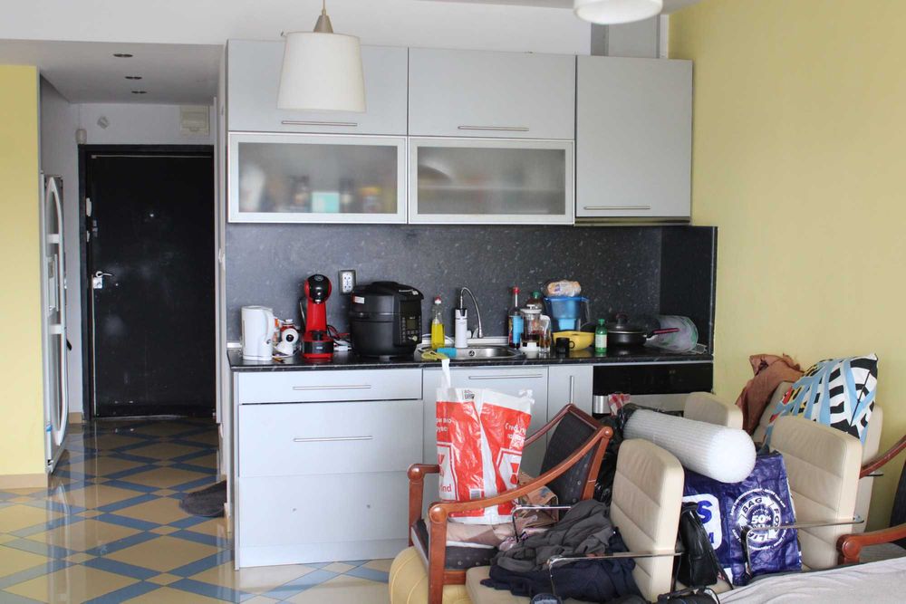 Canon EOS 2000D + обектив Canon EF-S 18-55mm f/3.5-5.6 IS-Фотоапарат