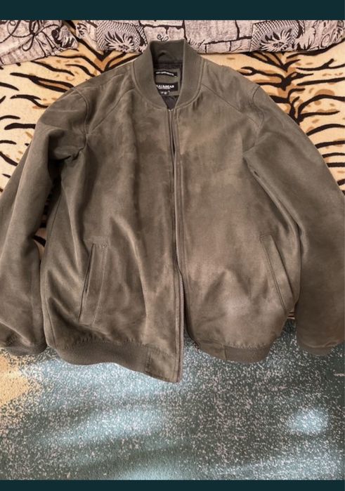 Geacă Pull & Bear - L - detalii in descriere