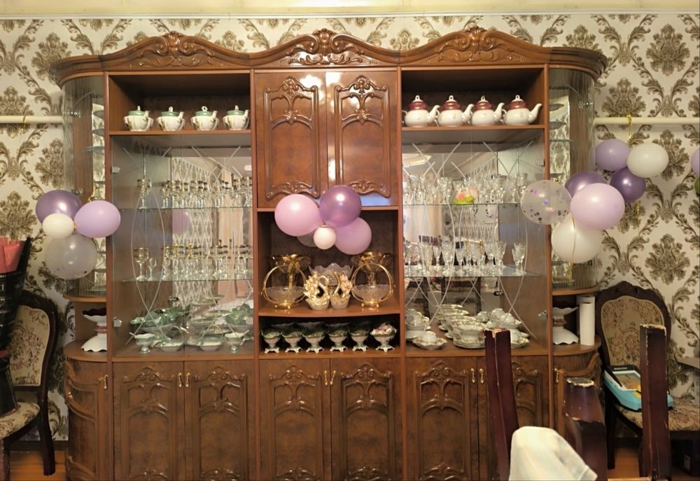 Стенка  гарнитур