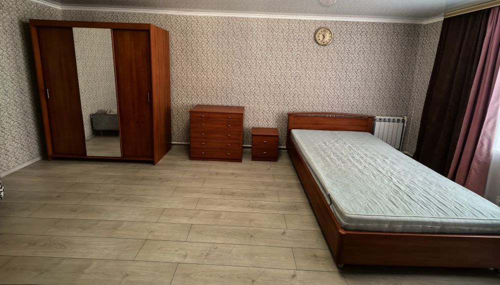 Продам спальный гарнитур!