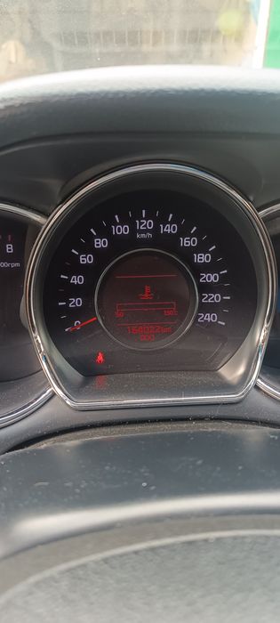 Кия seed 1.6 бензин