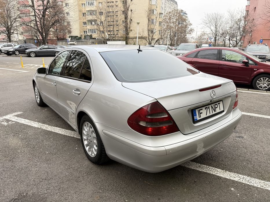 Mercedes E200-122Cp-2004-Automat-Clima-Stare Buna-Variante Auto