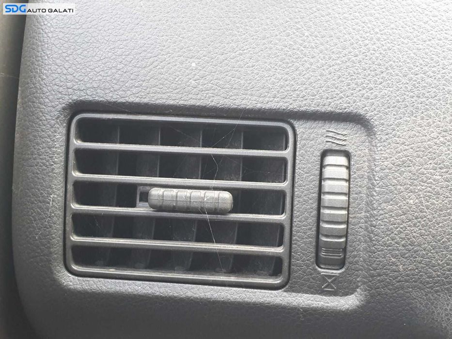 Gura Grila Ventilatie Aerisire Bord Stanga Nissan X Trail T30 2000 - 2007 [0469]