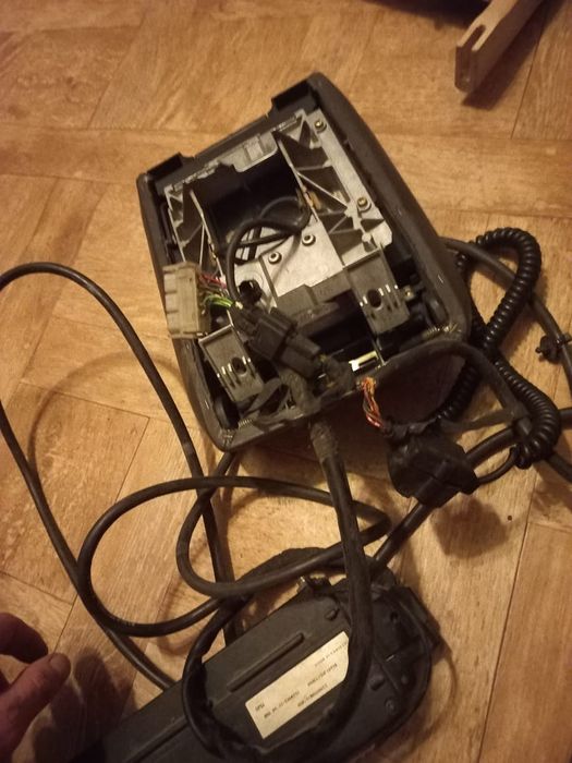 Штатный телефон BMW