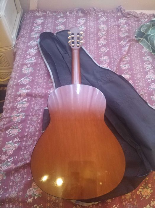 Класическа китара като нова!!