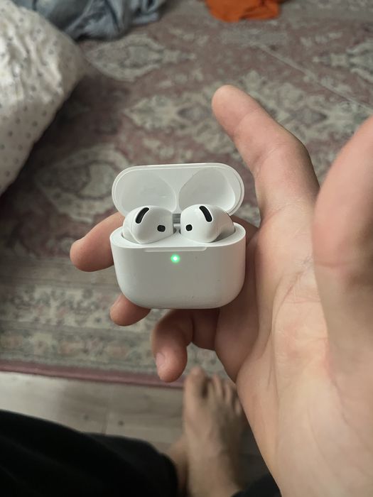 AirPods 4 поколение