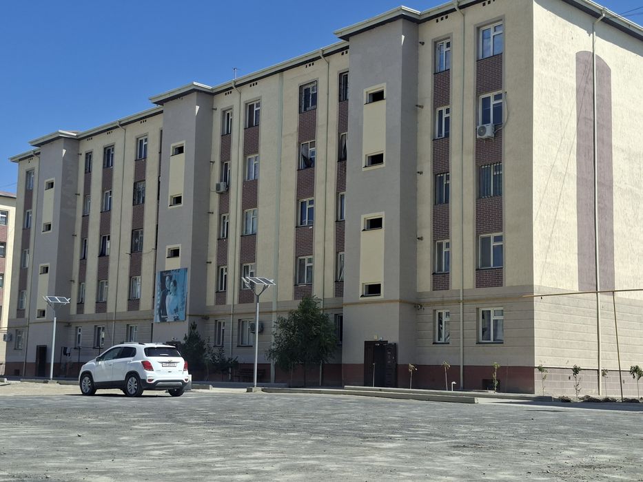 Uy sotiladi gaz bor remont aboylik