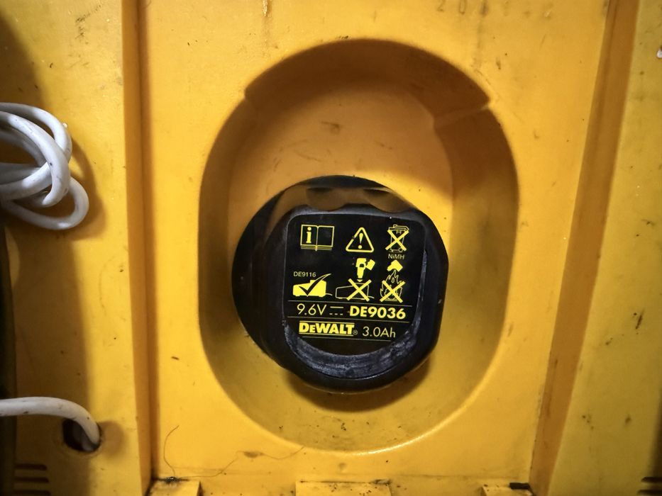 Radio DeWALT profesional de santier