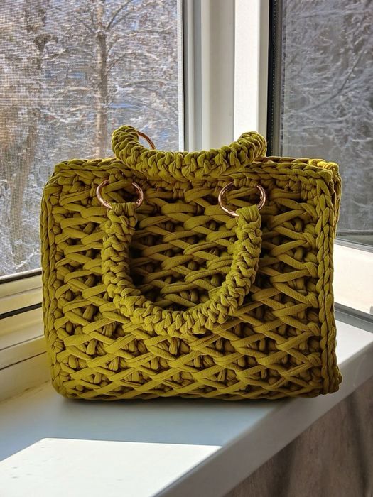 Вязанные сумочки ручной работы