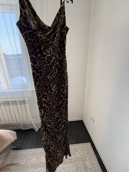 леопард платье на лямках