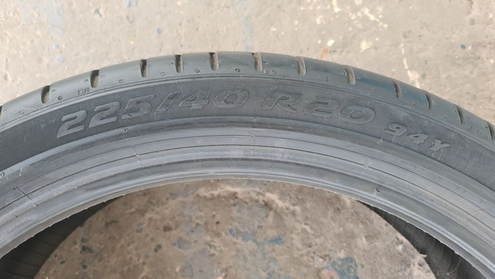 4 anvelope vara runflat Pirelli 225/40/20