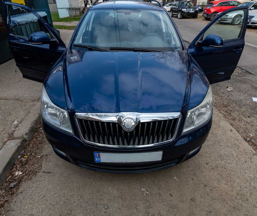 SKODA OCTAVIA 2011 1.6 TDI consum mic, acte la zi, Proprietar