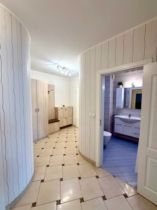 Дава се под наем Тристаен апартамент в София, Младост 2 - 100 кв.м за 897.6 € - Снимка #9