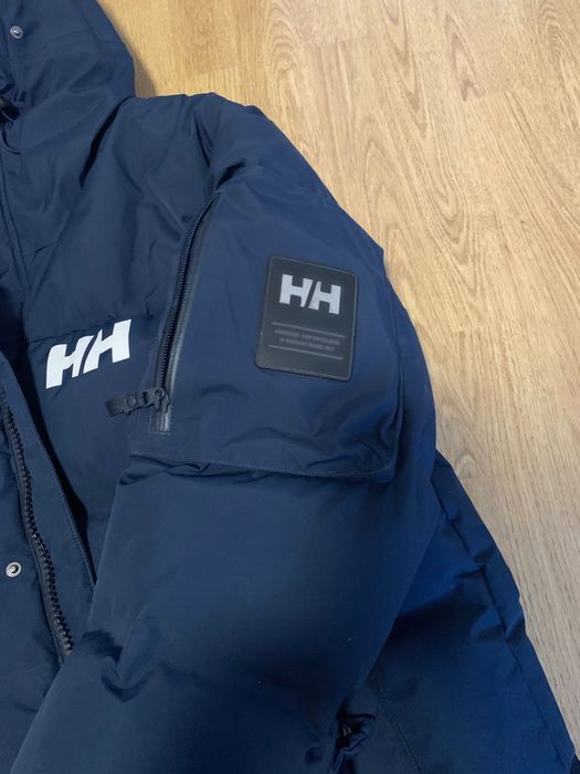 Пухено зимно яке Helly Hansen