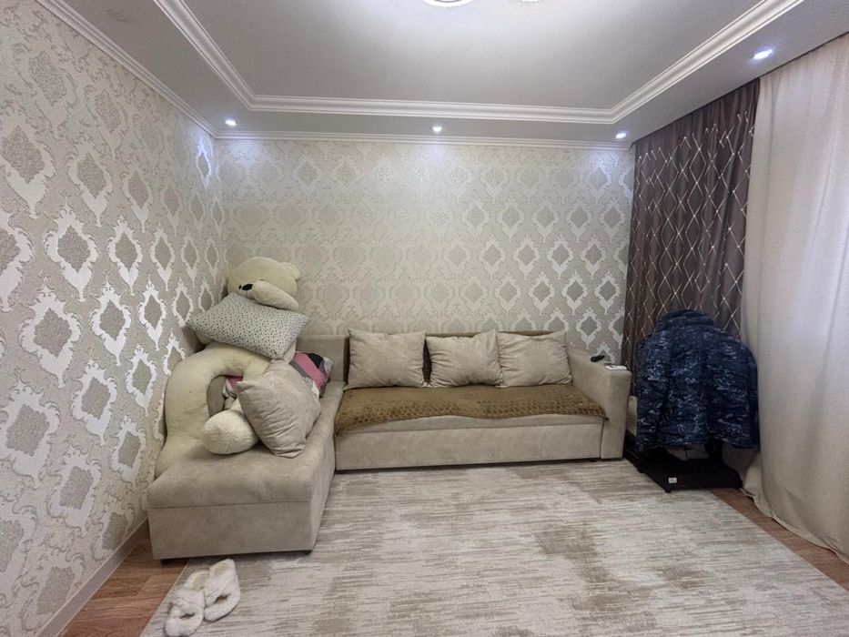 Квартира находится 7 микрорайон 51 дом 610 квартира на 6 этаже лифт