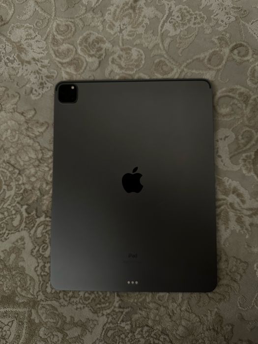 Ipad Pro 12,9 (5-поколения)