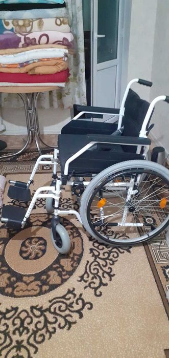 Инвалидная коляска