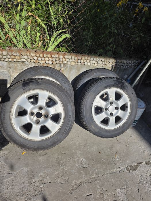 Зимни гуми с джанти 15" за Ford Focus MK1