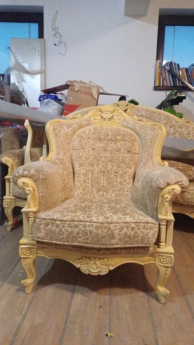 Холна гарнитура  с дърворезба