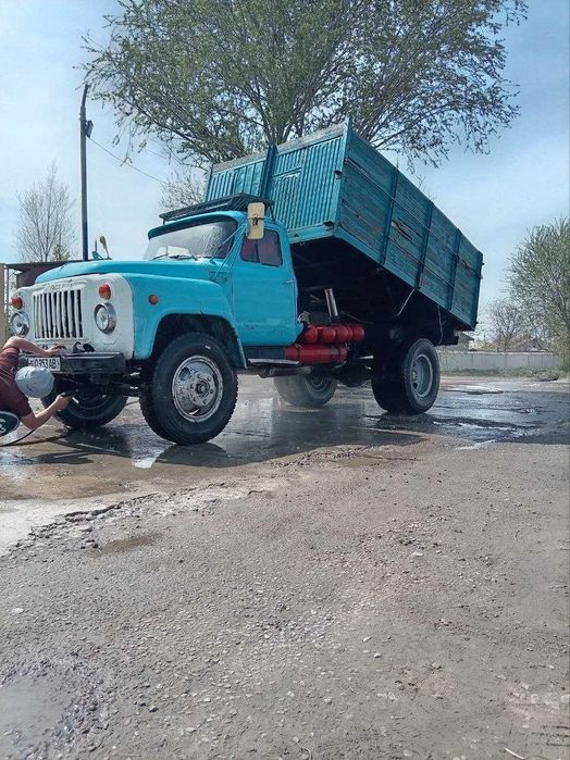 GAZ 53 sotiladi holati yaxshi