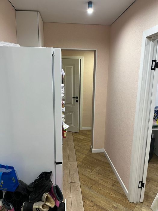 Продаю 2 ком квартиру