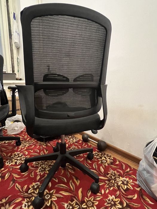 Компьютерное кресло для дома и офиса