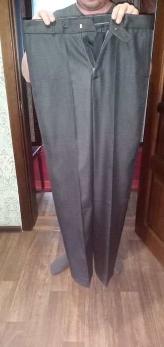 Продам мужской костюм.