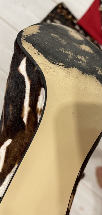 Cizme marimea 37 si clutch - plic cu lant auriu