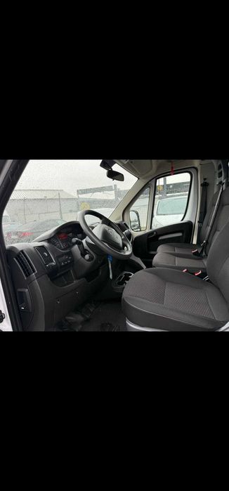 Inchiriere duba / autoutilitara 3.5T cu lift –CASCO inclus |Fără șofer