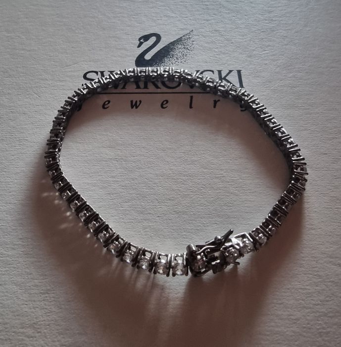 SWAROWSKI оригинални украшения