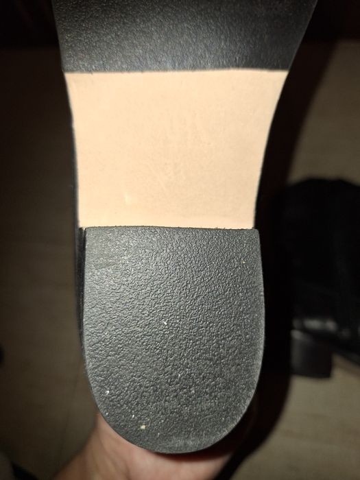 Детски нови кожени боти на Зара