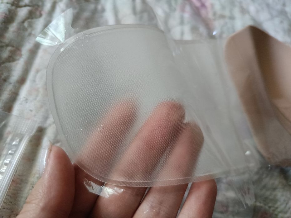 бюстгальтер с лепучками