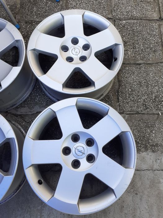 Джанти за Опел Opel 5х110 17 7.5ж ет39 INTRA 75071